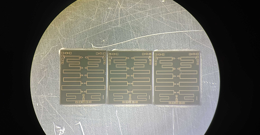 Автоматическая установка монтажа кристаллов K690 